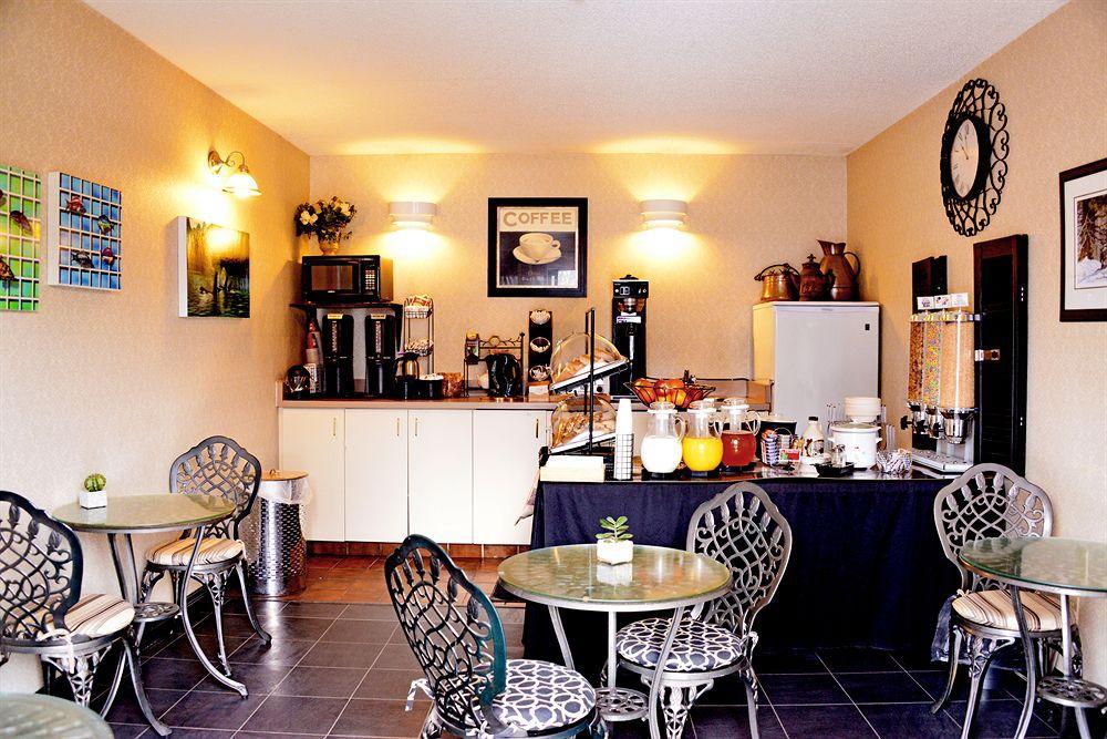 Comfort Inn Simcoe Restaurace fotografie